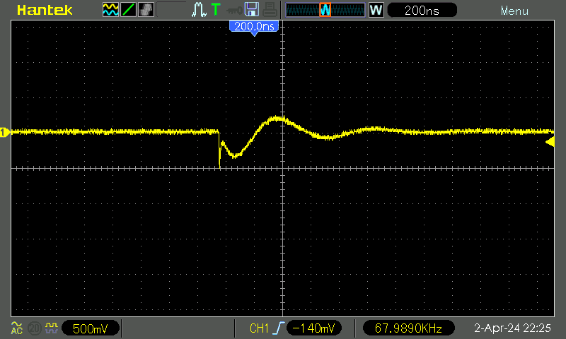 TI NE555, ceramic capacitor, 200 ns/div, 500 mV/div