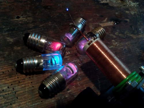 Various small neon lamps