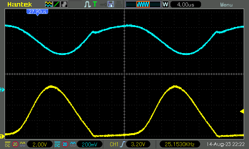 Waveforms (yellow: Q1 collector-emitter, blue: base-emitter)